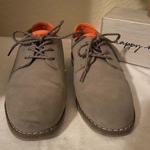 Men’s Thereabout memory foam shoe size 6